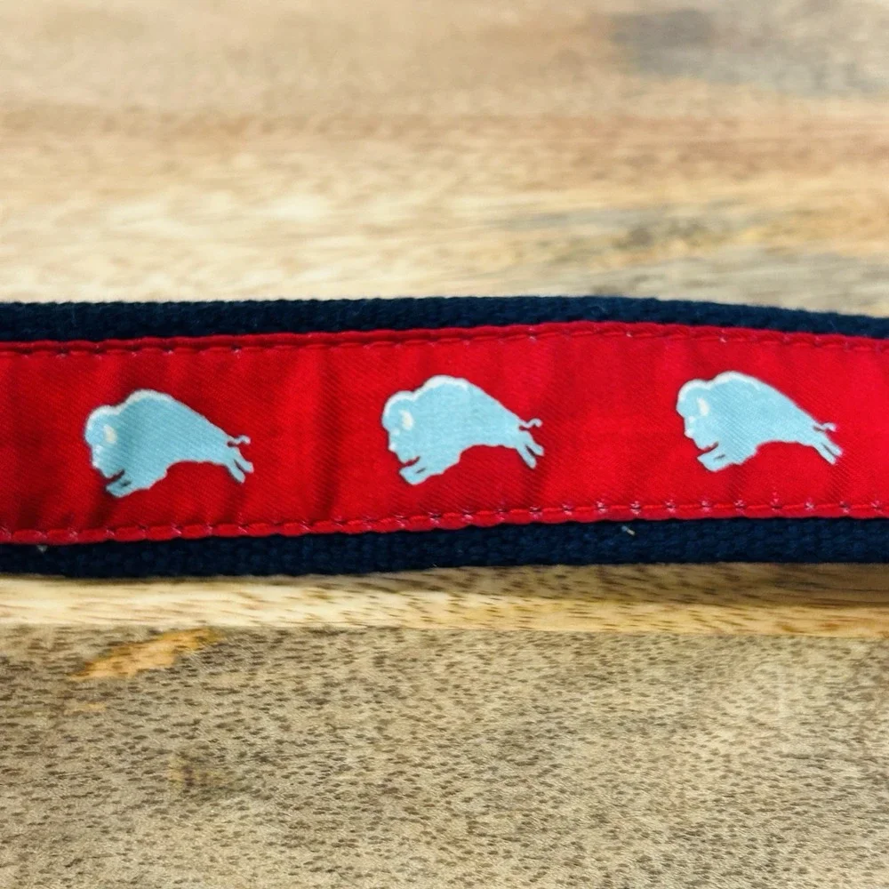 Vineyard Vines  Buffalo Navy Red D-Ring Belt Large